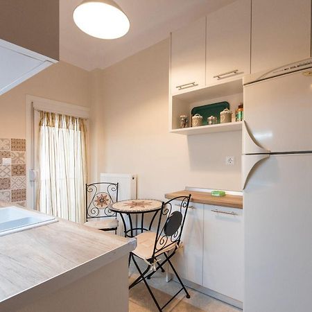 Apricot By Halu! Cozy Apt Next To Agia Sophia Metro Station Thessaloníki Eksteriør billede