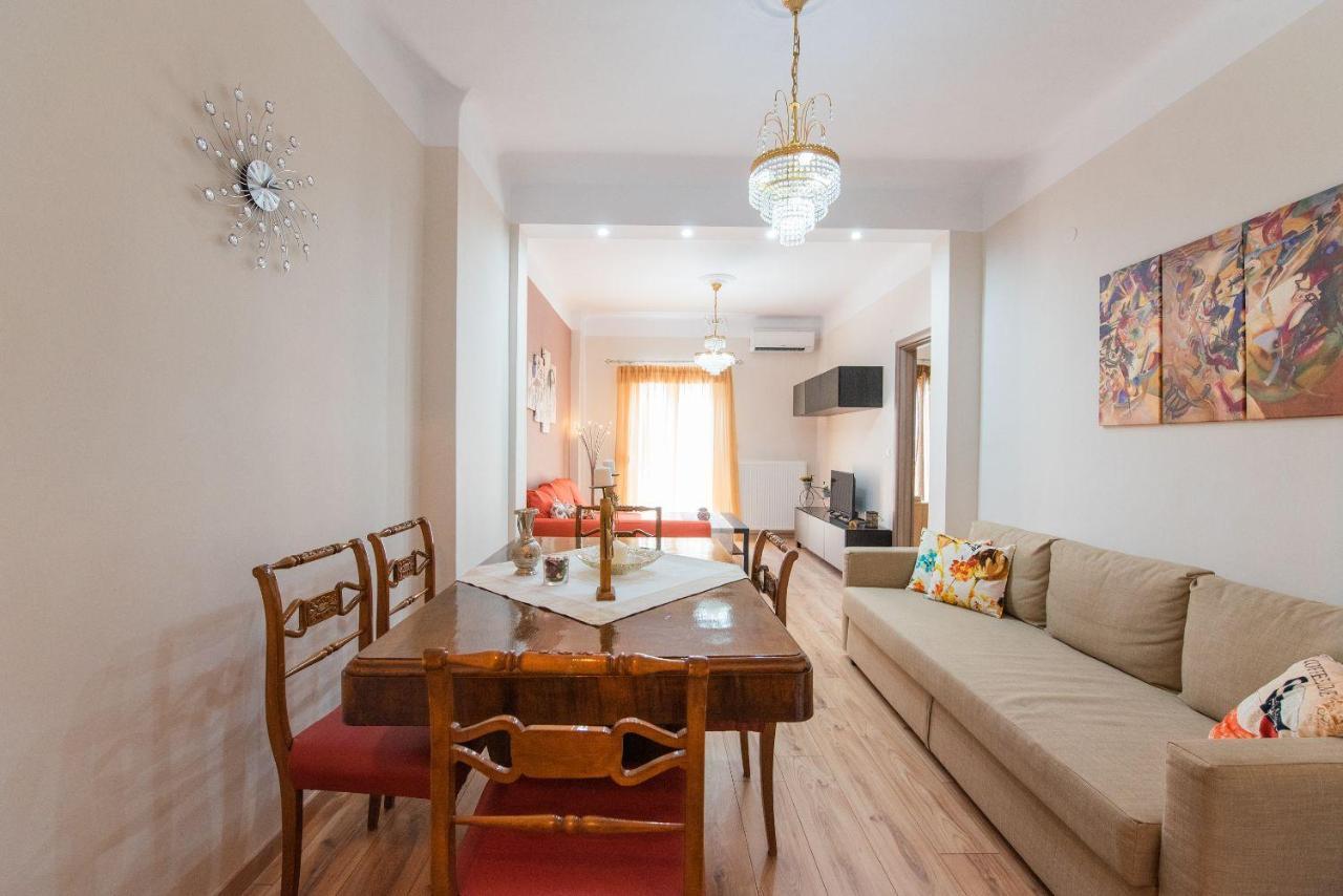 Apricot By Halu! Cozy Apt Next To Agia Sophia Metro Station Thessaloníki Eksteriør billede