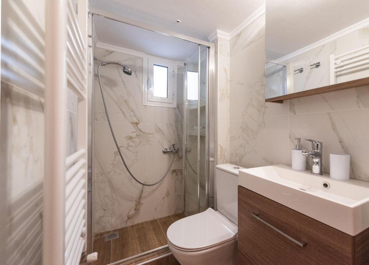 Apricot By Halu! Cozy Apt Next To Agia Sophia Metro Station Thessaloníki Eksteriør billede