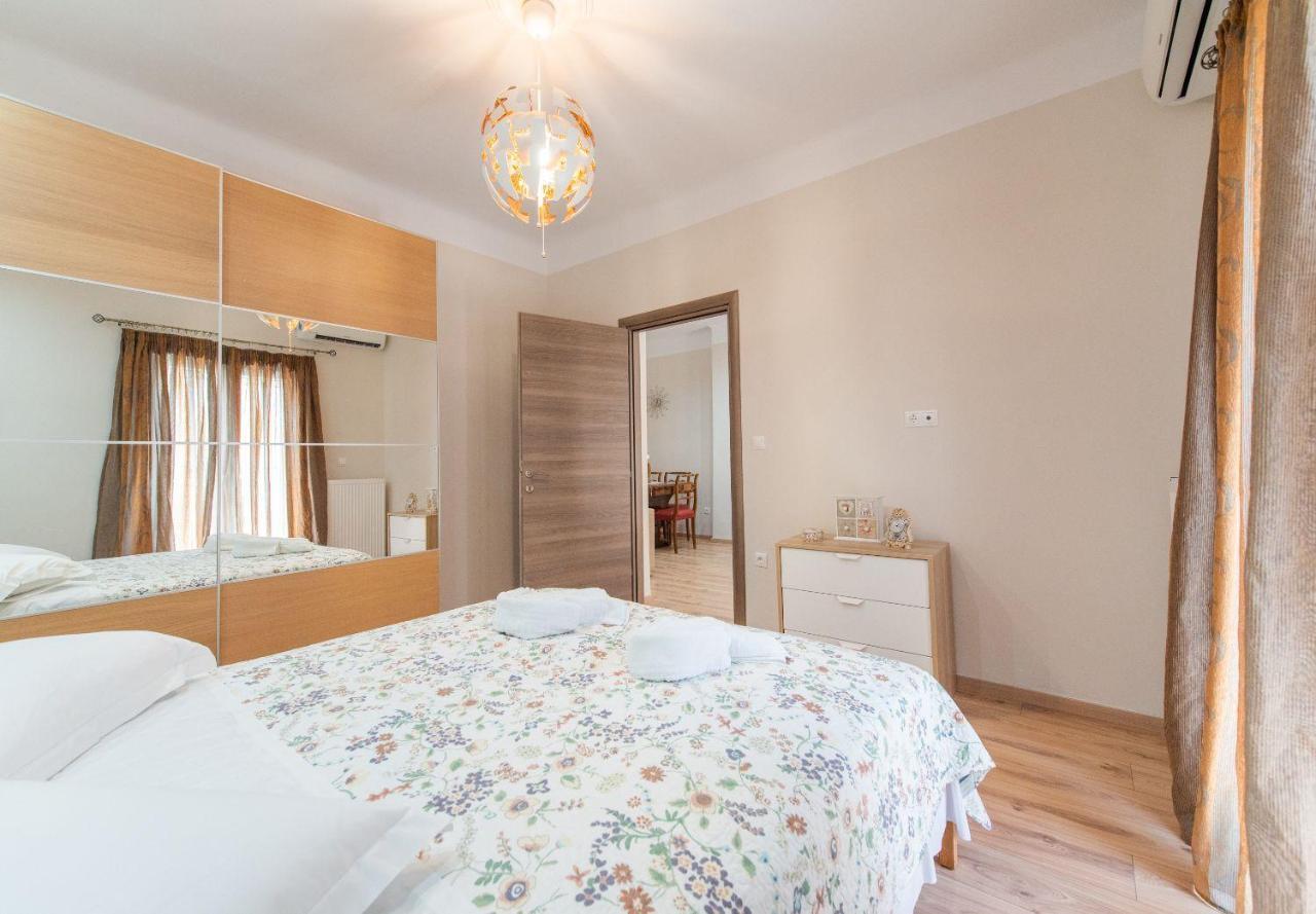Apricot By Halu! Cozy Apt Next To Agia Sophia Metro Station Thessaloníki Eksteriør billede