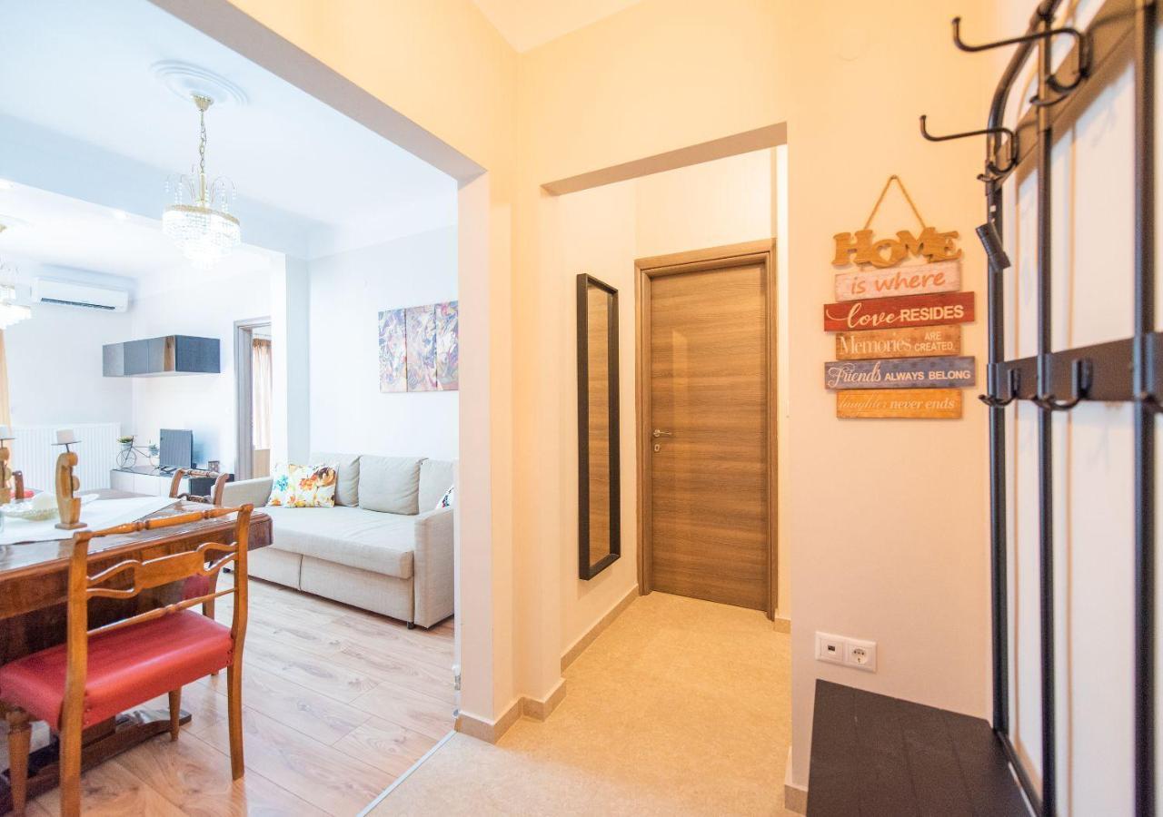 Apricot By Halu! Cozy Apt Next To Agia Sophia Metro Station Thessaloníki Eksteriør billede