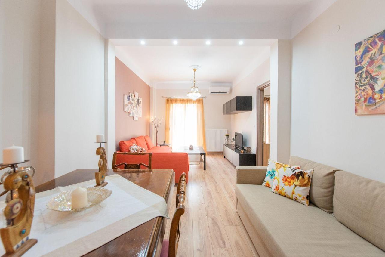 Apricot By Halu! Cozy Apt Next To Agia Sophia Metro Station Thessaloníki Eksteriør billede